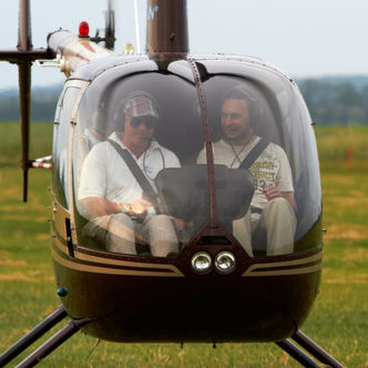  Robinson R44